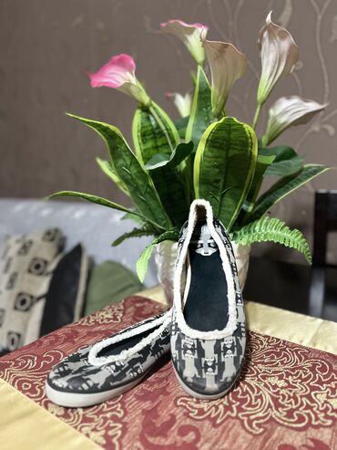 Makasin və loferlər: Ölçü: 37, rəng - Qara, İşlənmiş -da lalafo.az — 3 Makasin və loferlər: Ölçü: 37, rəng - Qara, İşlənmiş — 3