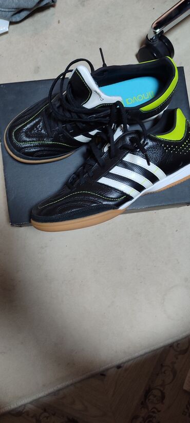 пресс для отжима винограда: Футзалки Adidas 11Nova (арт. V23203) - Тип: обувь для зала/футсала