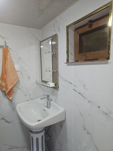 Həyət evləri və villaların satışı: Evin birinci mərtəbəsi kirayə verilir stamatolog,aptek ücün əladi — 12