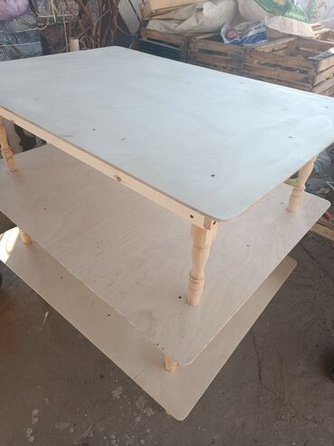 складной столы: Кухонный Стол, цвет - Бежевый, Новый