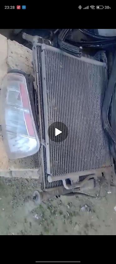 Baqajniklər: Ford mondeo üçün müxtəlif ehtiyat hissələri və metal-plastik detallar — 7