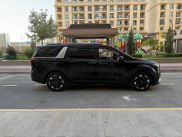 карниваль: Kia Carnival: 2024 г., 1.6 л, Автомат, Гибрид, Минивэн — 3