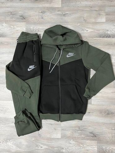 Trenerke: Komplet, Nike, bоја - Šareno, Pamuk na lalafo.rs — 3 Trenerke: Komplet, Nike, bоја - Šareno, Pamuk — 3