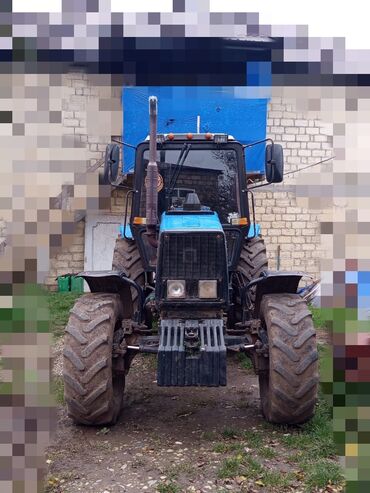 Traktorlar: Traktor Belarus (MTZ) 1221, 2011 il, 140 at gücü, motor 4 l, İşlənmiş — 6