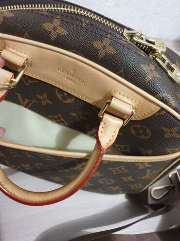 Классические сумки: Классическая сумка, Louis Vuitton, Материал: Натуральная кожа, Жёсткая конструкция, Женские — 7