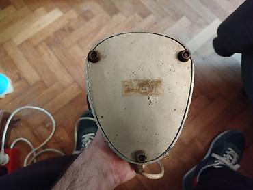 Stoni ventilatori: Stari retro ventilator.Ne znam da li je kompletan. Cini mi se da fali na lalafo.rs — 9 Stoni ventilatori: Stari retro ventilator.Ne znam da li je kompletan. Cini mi se da fali — 9