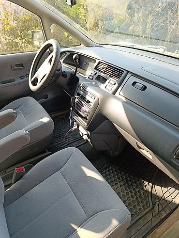 семи местный: Honda Odyssey: 1998 г., 2.3 л, Автомат, Газ, Минивэн — 8