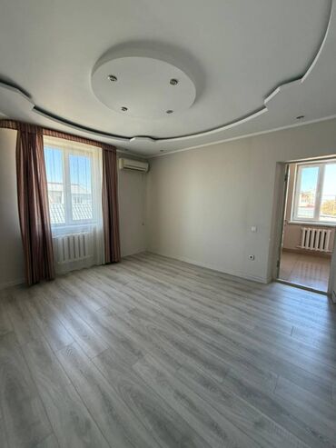 Долгосрочная аренда домов: 300 м², 10 комнат — 9