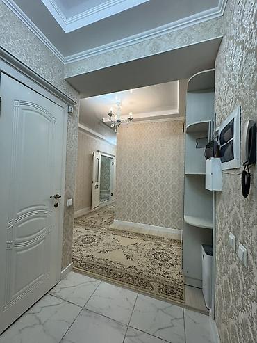 Аренда помещений свободного назначения: 🔥Продаётся просторная 3-комнатная квартира в 5 микрорайоне! Напротив — 11