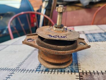 Auto delovi: Nosac motora desni Lada 110. Polovno, ocuvano. Ruske proizvodnje — 3