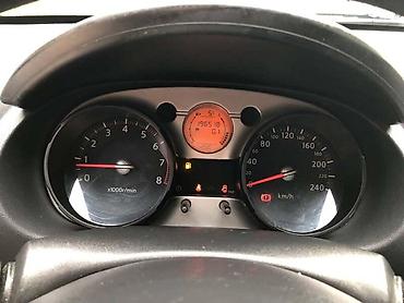 Ostali delovi enterijera: Nissan — 7