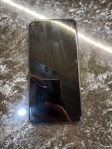 samsung j5 prime ekran: Samsung 8 GB, rəng - Gümüşü, Sensor — 2
