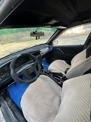 2 4 д: Volkswagen Passat: 1989 г., 1.8 л, Механика, Бензин, Универсал — 8