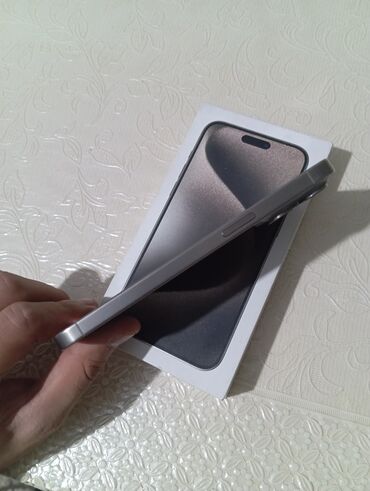 Apple iPhone: IPhone 15 Pro Max, 256 GB, Natural Titanium, Face ID — 2