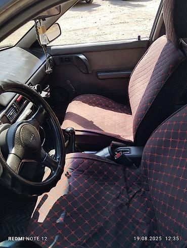 mazda d: Mazda 323: 1991 г., 1.6 л, Механика, Бензин, Седан — 6