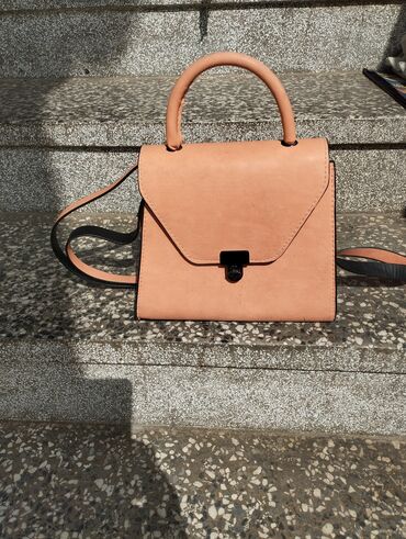 satovi mini focus: Elegant purse