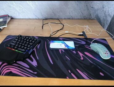 PS3 (Sony PlayStation 3): Kalviatura,mişka,mousepad,usb adaptor,telefonnan oyun oynamağ üçün