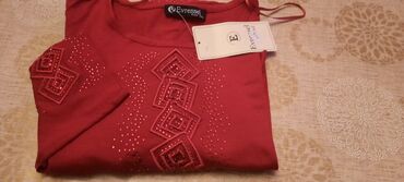 Свитеры: Женский свитер 2XL (EU 44), цвет - Красный