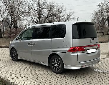 Honda: Honda Stepwgn: 2006 г., 2 л, Автомат, Бензин, Минивэн — 5