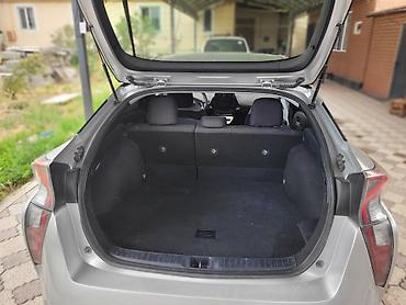 Toyota: Toyota Prius: 2016 г., 1.8 л, Вариатор, Гибрид, Хэтчбэк — 13