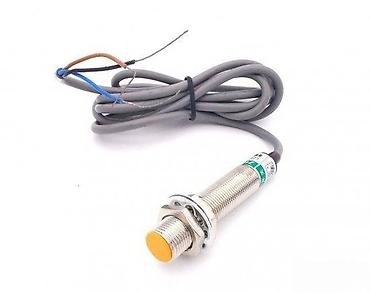 pest control pci: Induktivni senzor približenja M12, PNP, NO – domet detekcije 2 mm - — 2