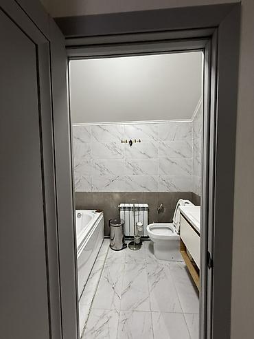Долгосрочная аренда домов: 265 м², 6 комнат и более at lalafo.kg — 15 Долгосрочная аренда домов: 265 м², 6 комнат и более — 15