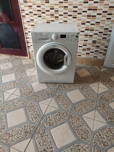 məşət əşyaları: Paltaryuyan maşın Hotpoint Ariston, 6 kq, Avtomat, Qurutmasız, Kredit yoxdur