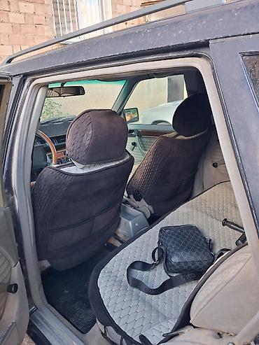 Продажа авто: Mercedes-Benz W124: 1990 г., 2.3 л, Механика, Бензин, Универсал — 5