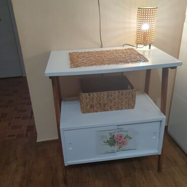 Komode: Retro komoda,prelepa kao nova,ocuvana.Restaurirana u kućnoj na lalafo.rs — 9 Komode: Retro komoda,prelepa kao nova,ocuvana.Restaurirana u kućnoj — 9