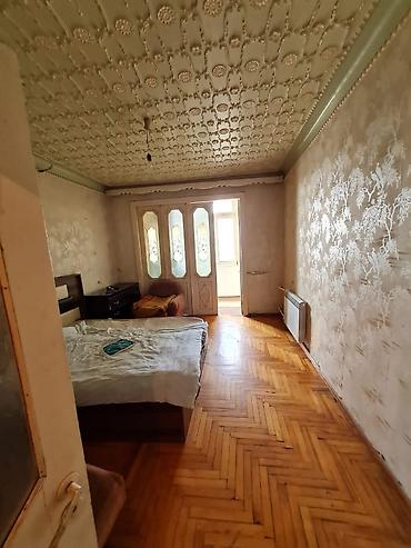 Mənzillər: Bakı, Bakıxanov qəs., 2 otaqlı, Köhnə tikili, 70 kv. m — 4