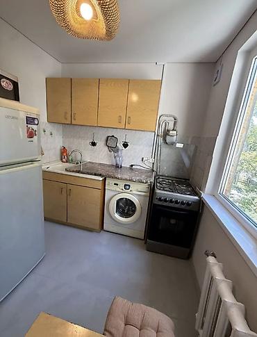 104: 1 комната, 40 м², 3 мкр 104 серия, 4 этаж, Косметический ремонт — 5