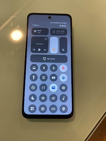 macbook pro m4 pro: Xiaomi 13, 256 GB, rəng - Qızılı — 1