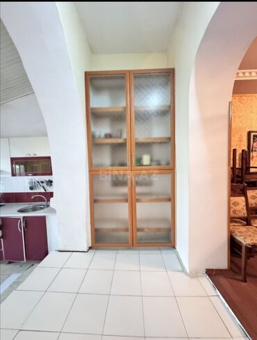 Köhnə tikili: Şimali Qres qəsəbəsində 2 mərtəbəli binanın 1 mərtəbəsində 2 otaqlı 3 — 15