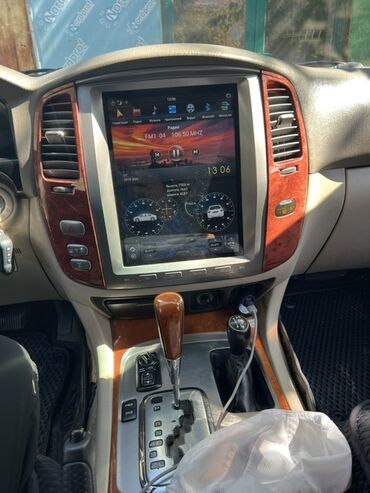 бу видеорегистратор: Колдонулган, Стандарттык эмес, 30 ", Android Auto, 16 ГБ ОЭТ, 512 Гб ПЗУ
