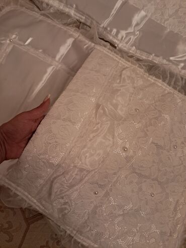 Örtüklər: Xestexana çıxışı belek, çanta, sebet. Tezedir. Ağ rəngdə körpə — 8