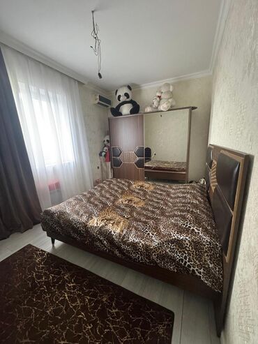 кровать двухспальная: Dolab yataq dest 300₼ satilir .Unvan Savalan &Rumi