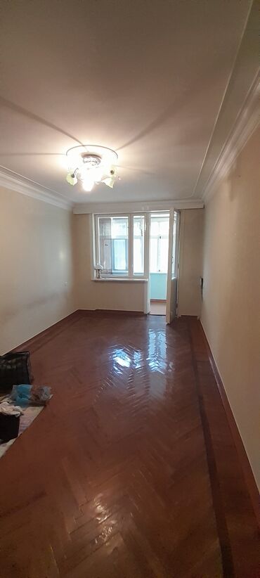 Qonaq otağı dəstləri: İşlənmiş, Kredit yoxdur — 9