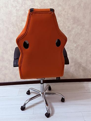 komfort mebel: Portativ təkərli oyun/ofis kreslosu – narıncı-qara dizayn - Yüksək — 3