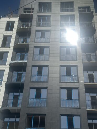 продается орошаемая земля в жайылско районе алтыр будёновка 5 40 гектар цена договорная с довой проблем нету оформление сразу: 3 комнаты, 92 м², Элитка, 3 этаж, ПСО (под самоотделку)