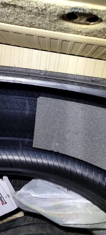 Təkərlər: İşlənmiş Şin Pirelli 255 / 45 / R 19 — 3