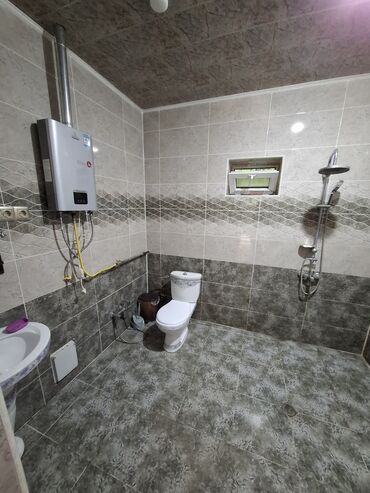 2 комнатные квартиры в хырдалане: 69 м², 2 комнаты, Газ, Электричество, Водопровод