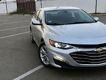 malibu spoiler: Chevrolet Malibu – gümüş rəngli, geniş və komfortlu sedan — 9