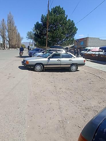 Audi: Audi 100: 1984 г., 1.8 л, Механика, Бензин, Седан — 9