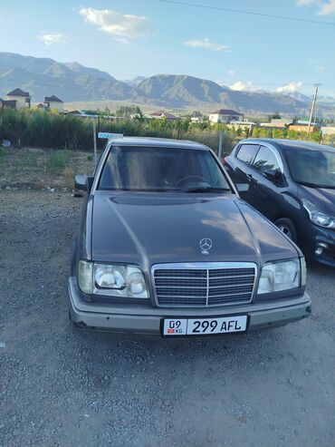 машина россия: Mercedes-Benz W124: 1994 г., 2 л, Механика, Бензин, Седан