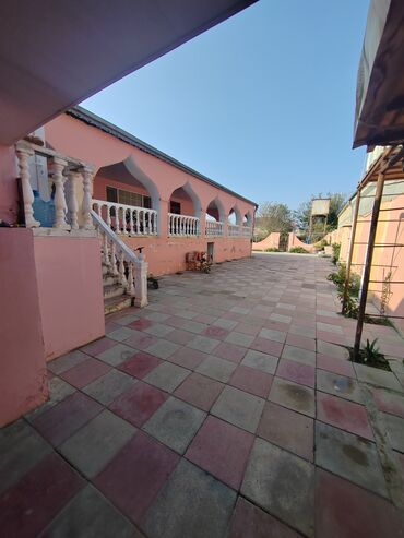 Həyət evləri və villaların satışı: Mərdəkan 5 otaqlı, 135 kv. m, Yeni təmirli — 2