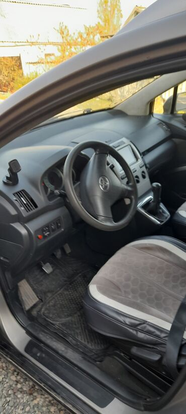 toyota corolla 2009: Toyota Corolla Verso: 2005 г., 2 л, Механика, Дизель, Вэн/Минивэн