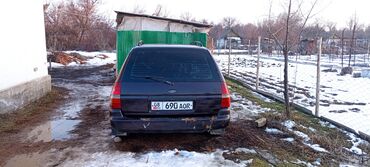 марк 2 2003: Ford : 1996 г., 1.6 л, Механика, Бензин, Седан