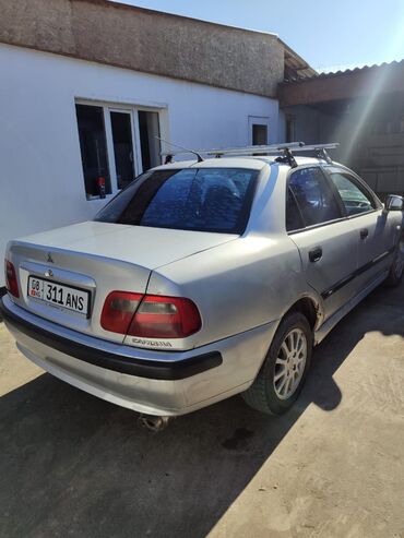 Mitsubishi: Mitsubishi Carisma: 2002 г., 1.6 л, Механика, Бензин, Седан