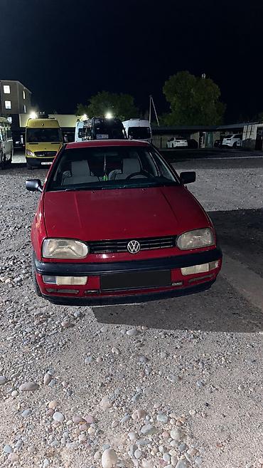 Volkswagen Golf: 1993 г., 1.4 л, Механика, Бензин, Хэтчбэк
