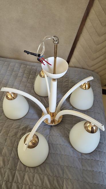bra isiqlar: Çılçıraq, 5 lampa, Şüşə — 1